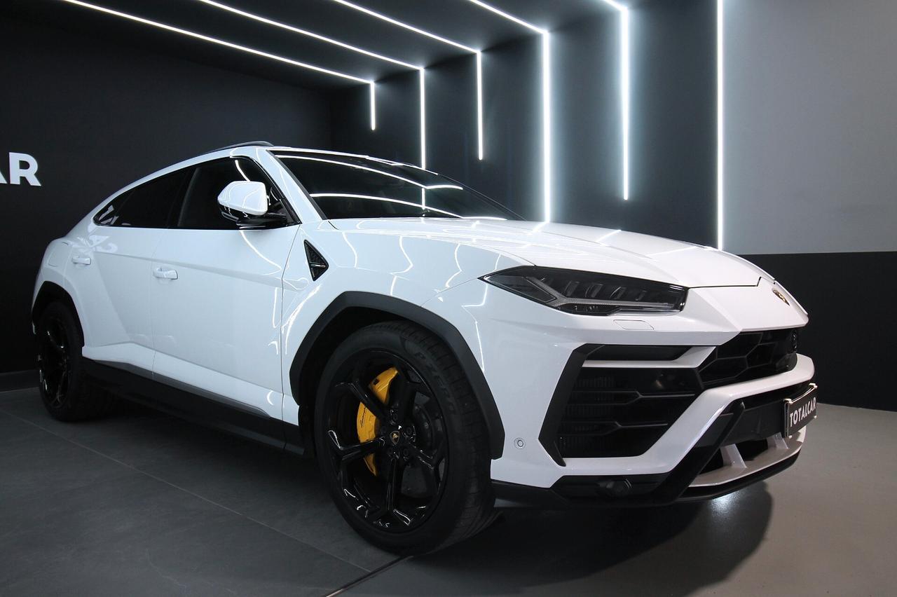 LAMBORGHINI URUS 4.0 650 CV