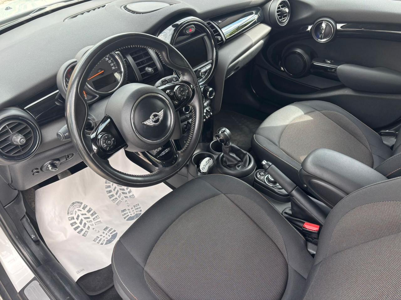 Mini 1.5 Cooper D Business XL