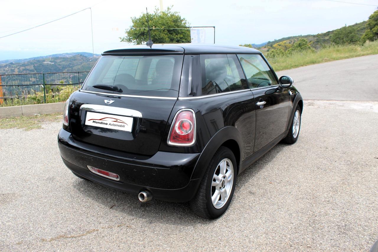 Mini Cooper D R56 1.6 90CV
