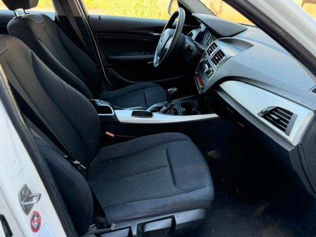 Bmw 116 116d 5p. Urban