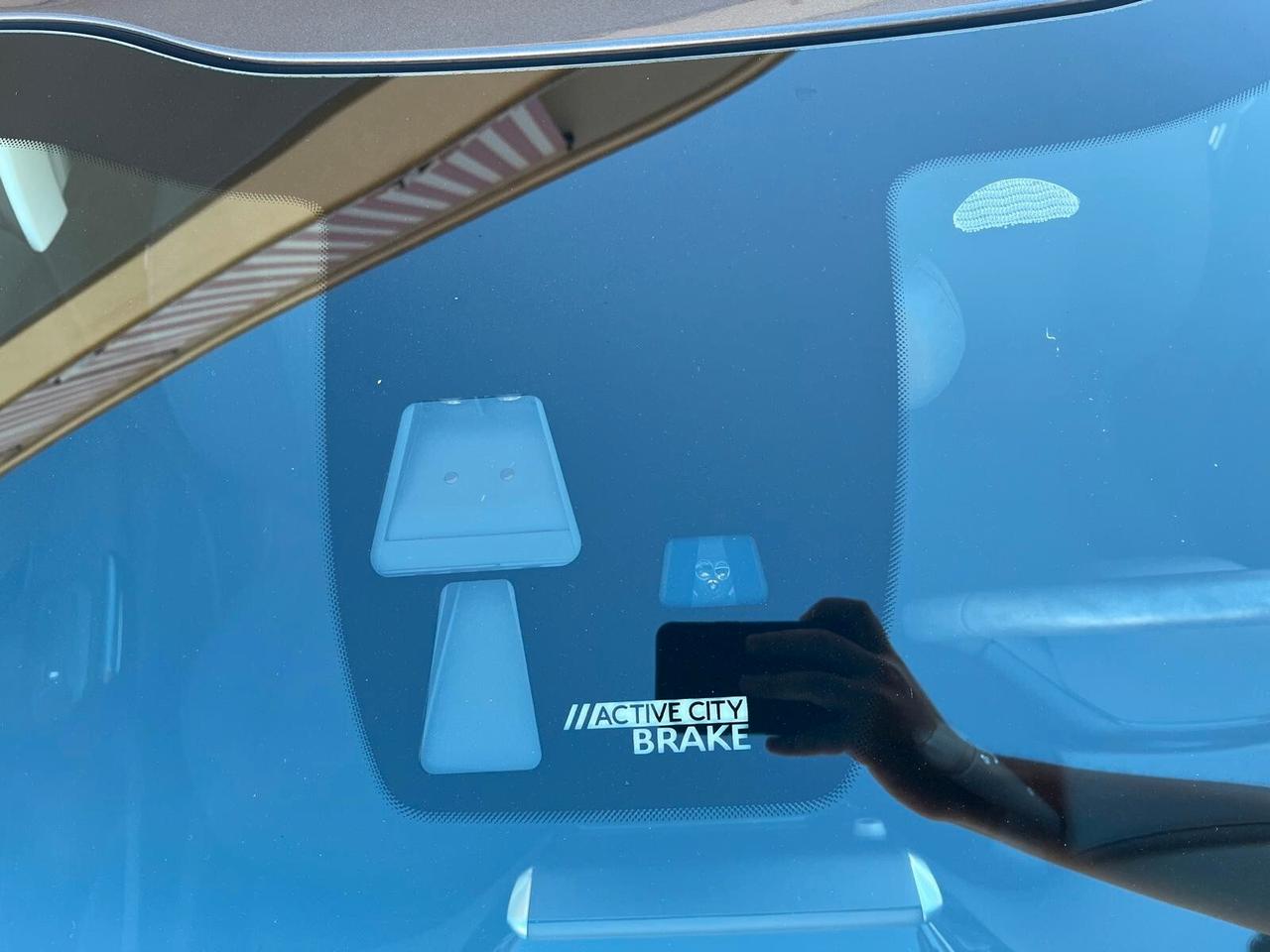 Peugeot 208 PureTech 83 S&S 5 porte Signature