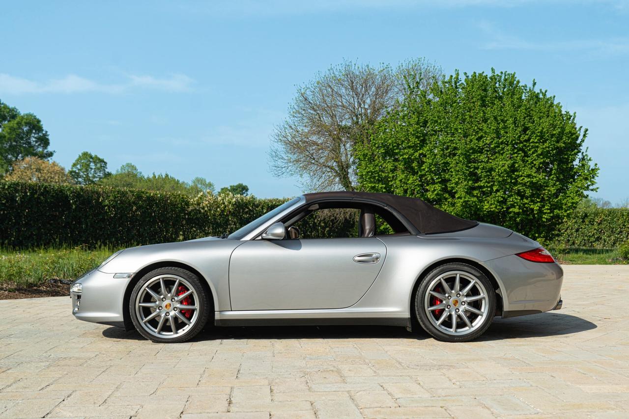 Porsche 997 (911) CARRERA 4S CABRIOLET - RDS01880