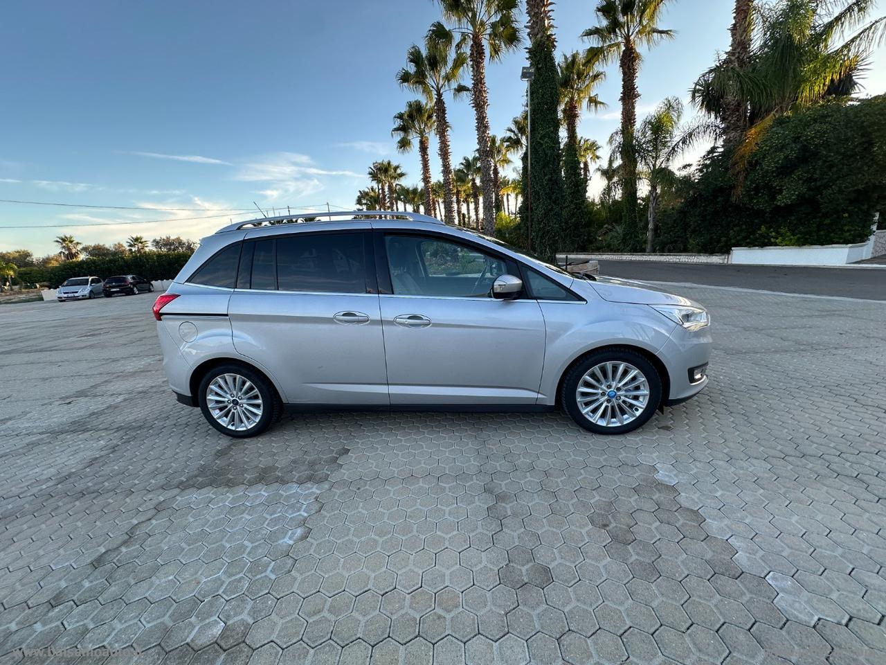 FORD C-Max7 1.6 TDCi 115 CV Titanium