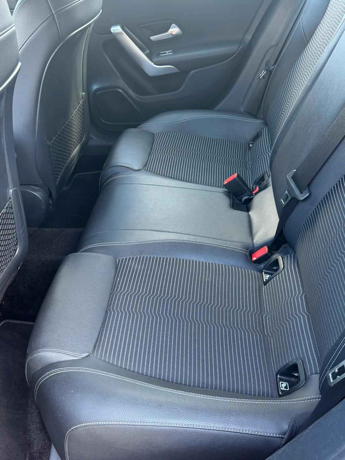 Mercedes-benz A 180 d Automatic Premium