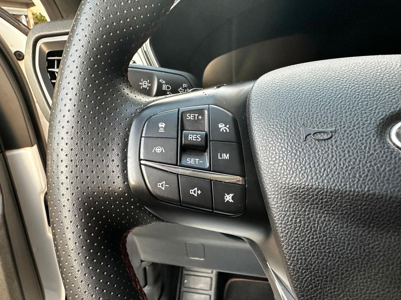 Ford Kuga 1.5 EcoBlue 120 CV aut. 2WD ST-Line X FULL OPTIONAL