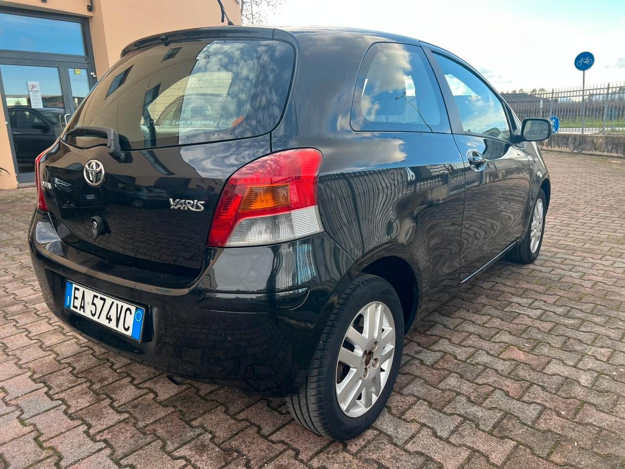 Toyota Yaris 1.3 3 porte Sol