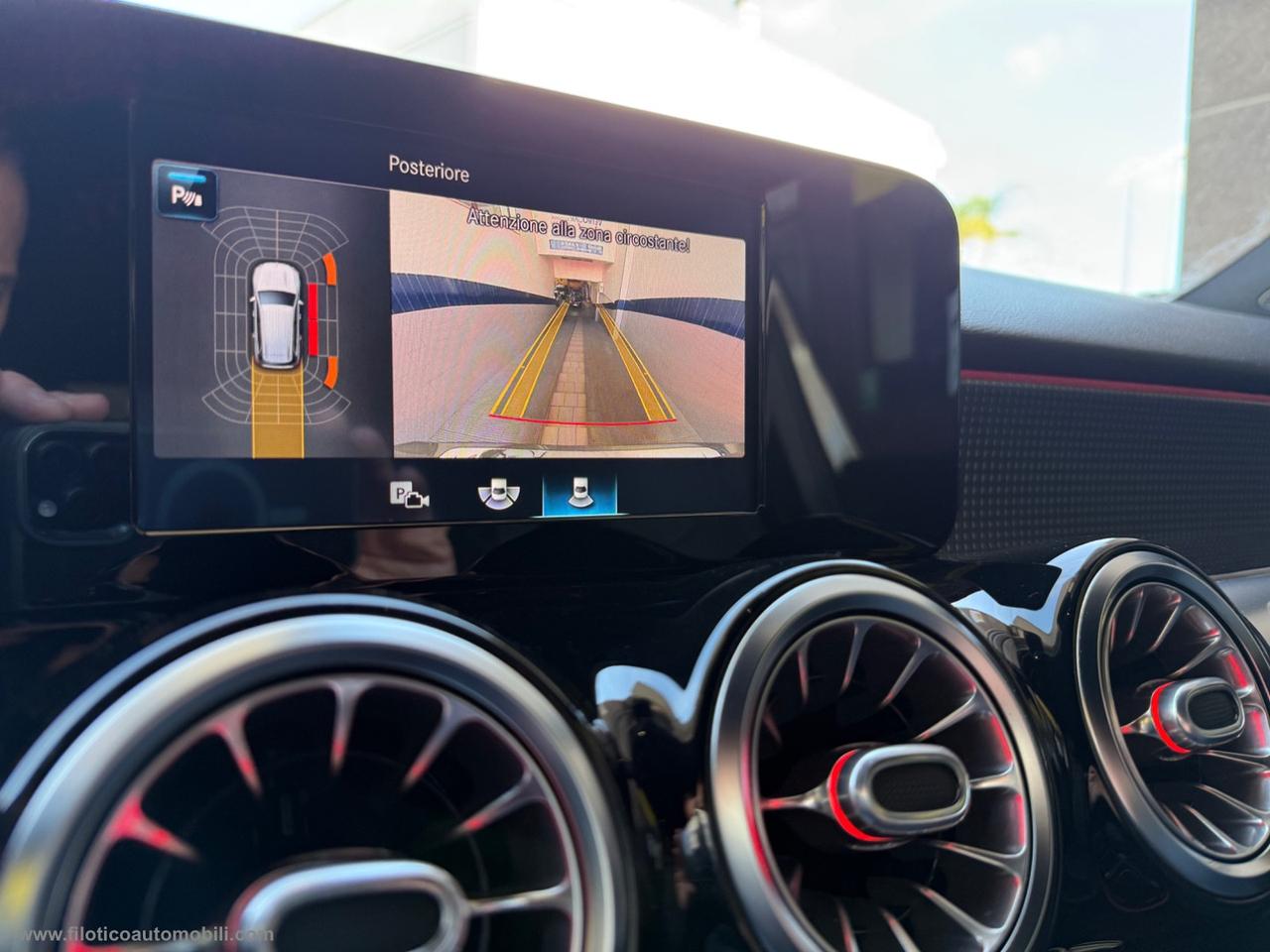 MERCEDES-BENZ GLB 200 d Automatic 4Matic Sport Plus 7P. 7 POSTI - PLuci soffuse ambient - CARPLAY
