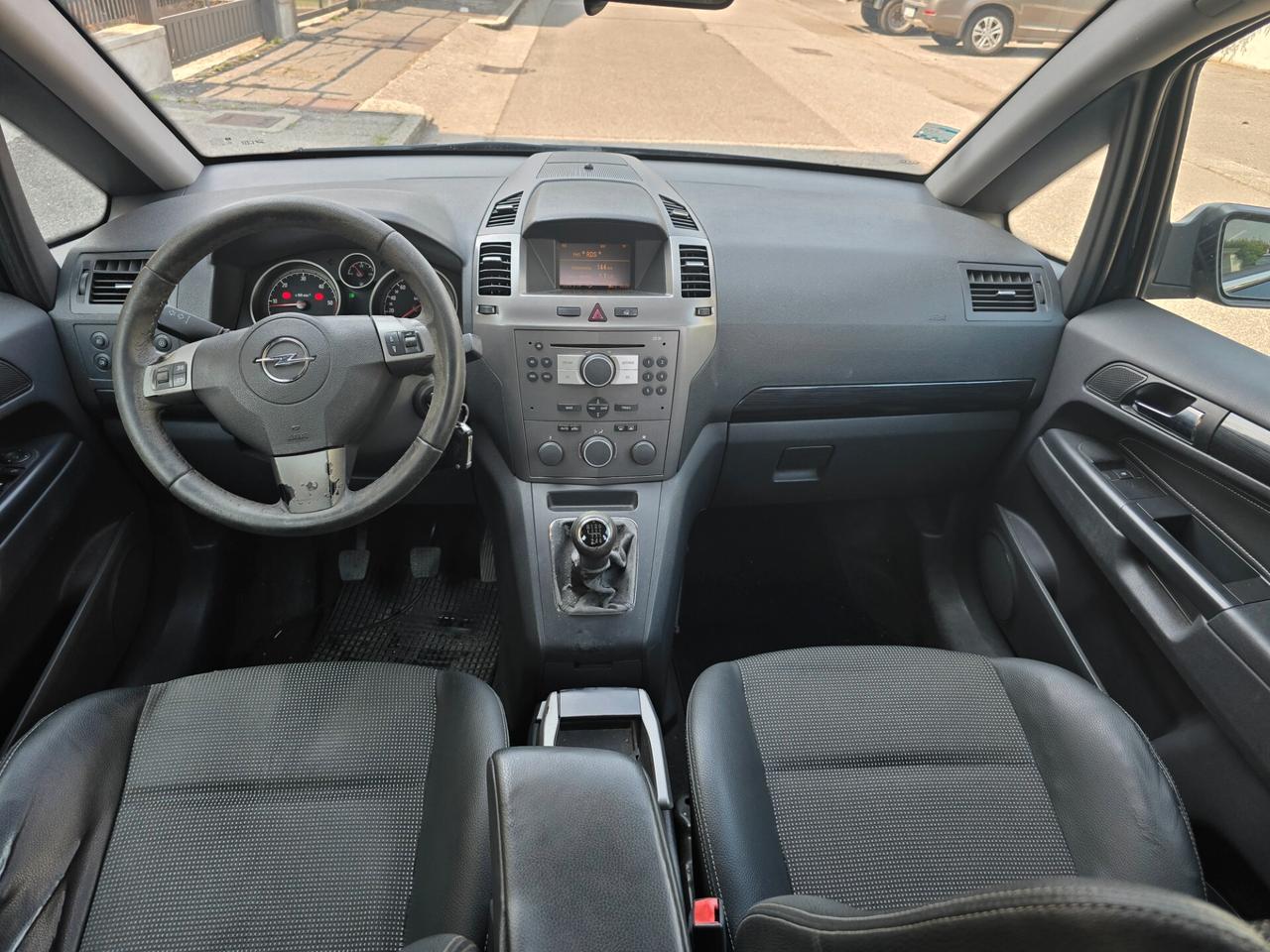 OPEL ZAFIRA 1.9 CDTI 7 POSTI"OK PER NEOPATENTATI"