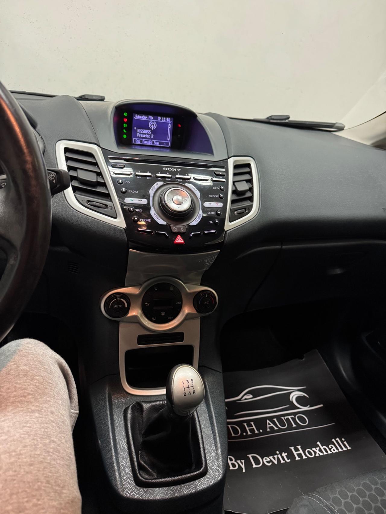 Ford Fiesta 1.4 5p. Bz.- GPL Titanium