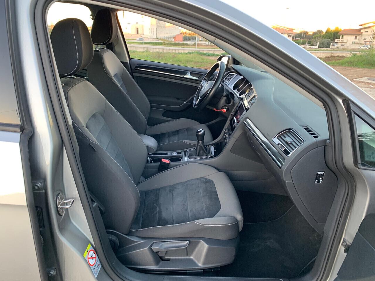 Volkswagen Golf 1.6 TDI 105 cv 5p. Highline BlueMotion Technology