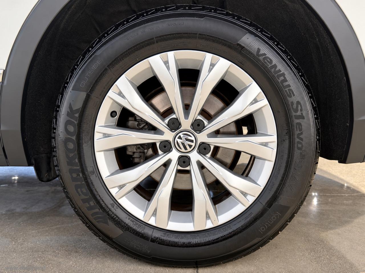 VOLKSWAGEN Tiguan 2.0 TDI 4MOTION Style BMT