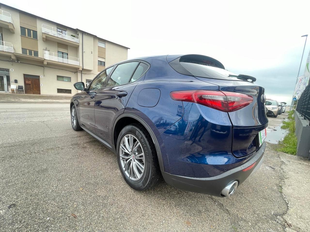 Alfa Romeo Stelvio 2.2 Turbodiesel 180 CV AT8 RWD Executive