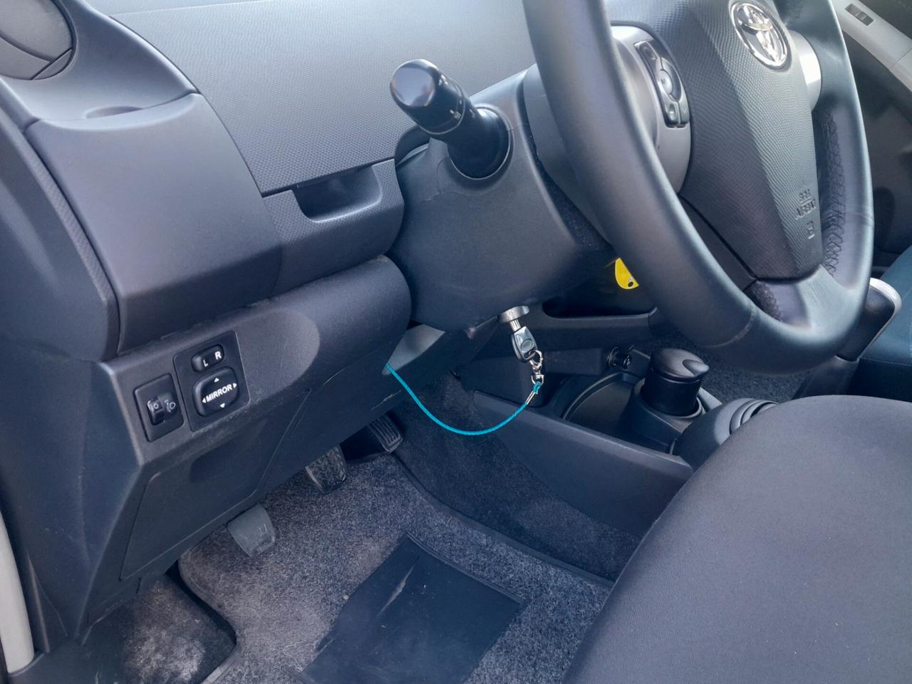 Toyota Yaris 1.4 D-4D 5 porte Sol