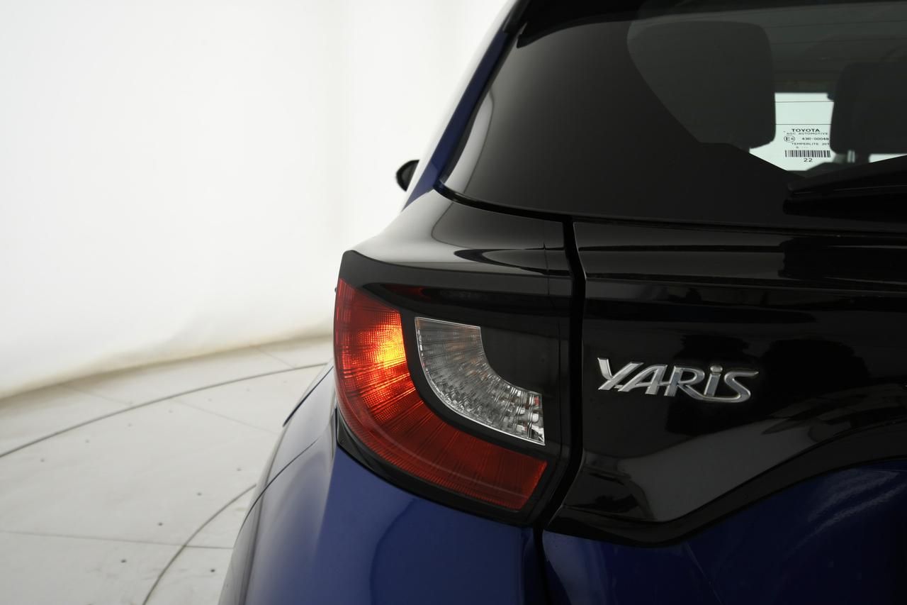 TOYOTA Yaris 1.5h Business CAMERA+ACC+APP CONNECT+NEOPATENTATI
