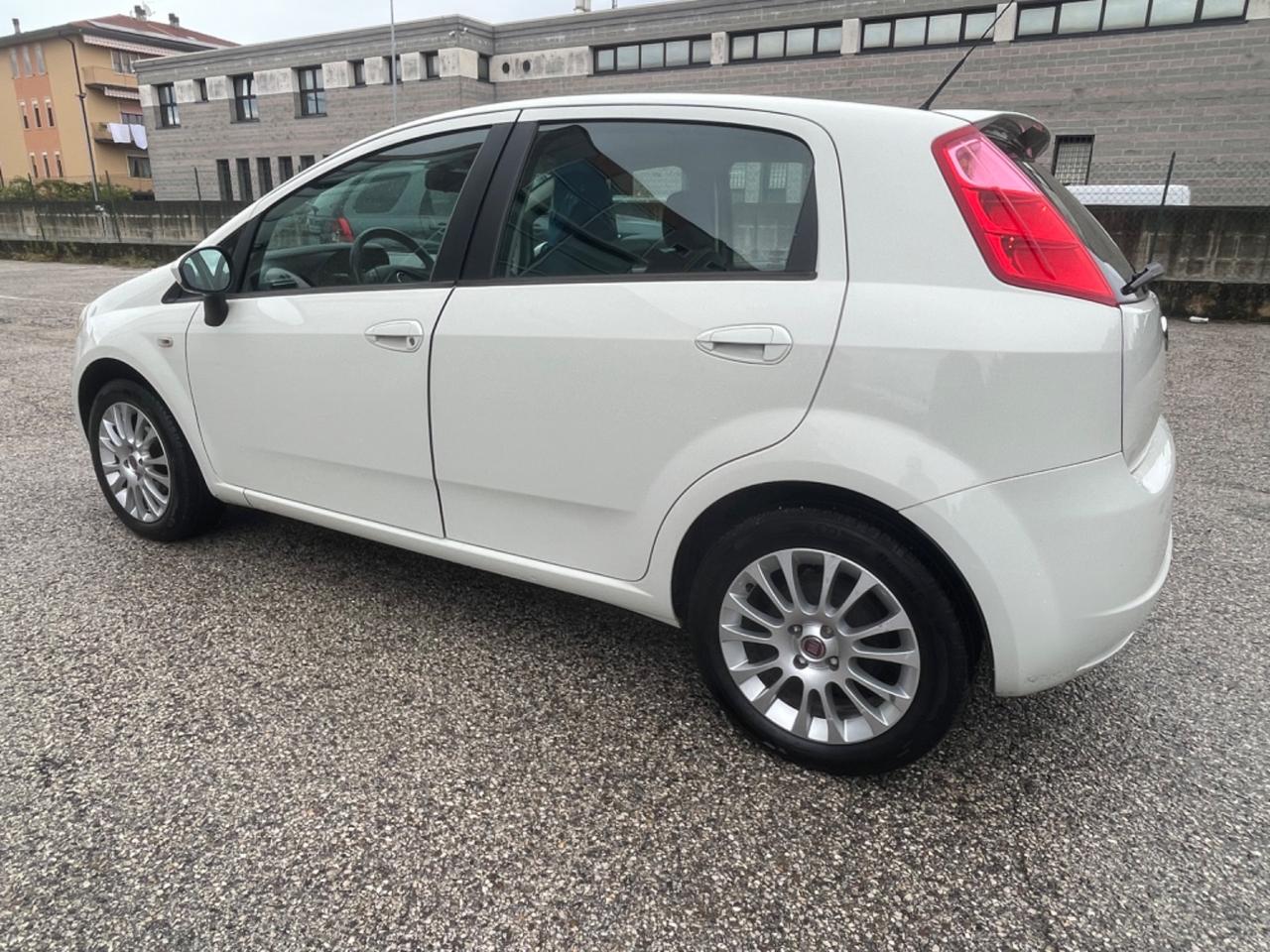 Grande Punto 1.4 GPL 2029 ok x neo patentati