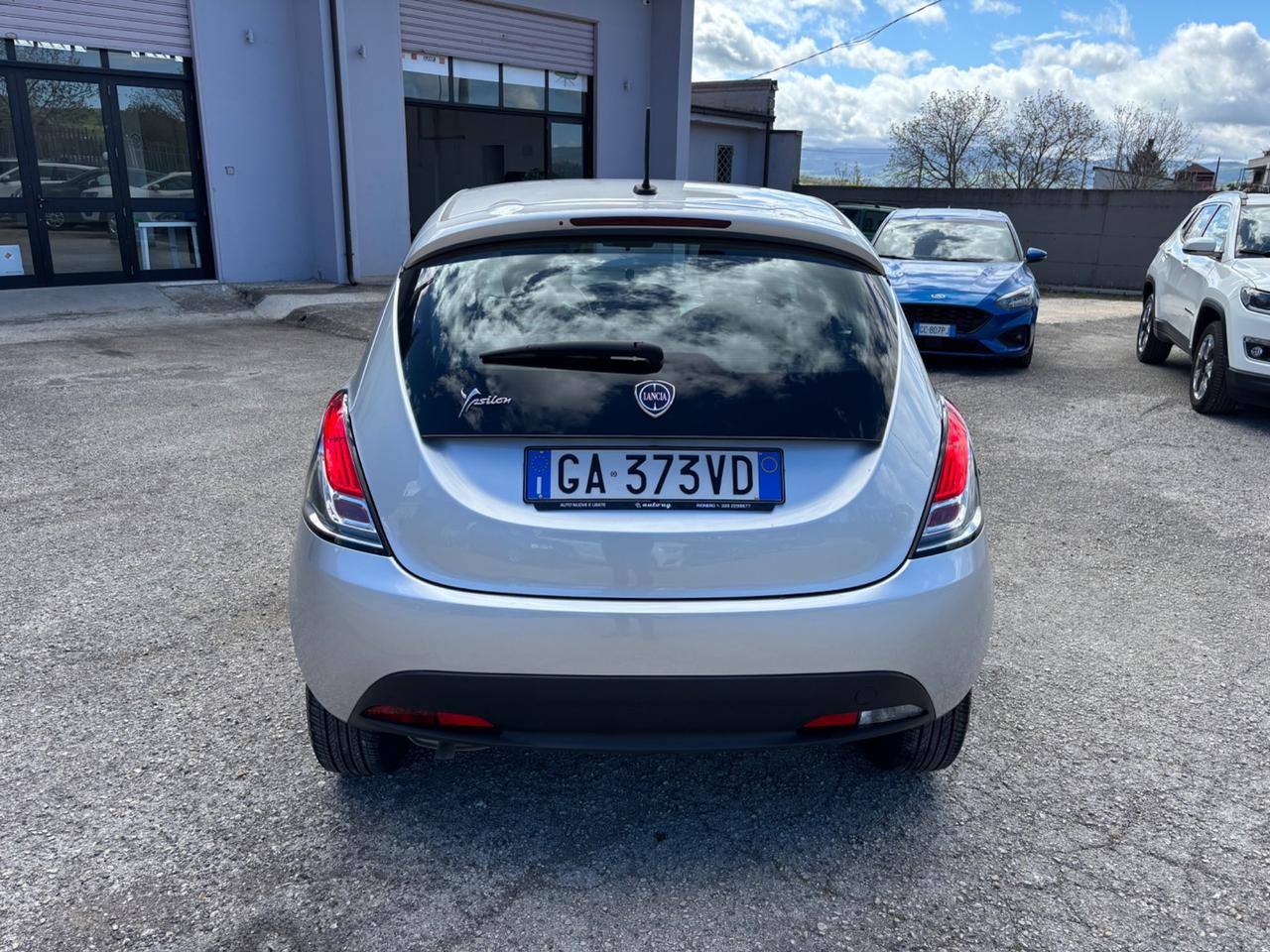 Lancia Ypsilon 1.2 69 CV 5 porte GPL Ecochic Monogram