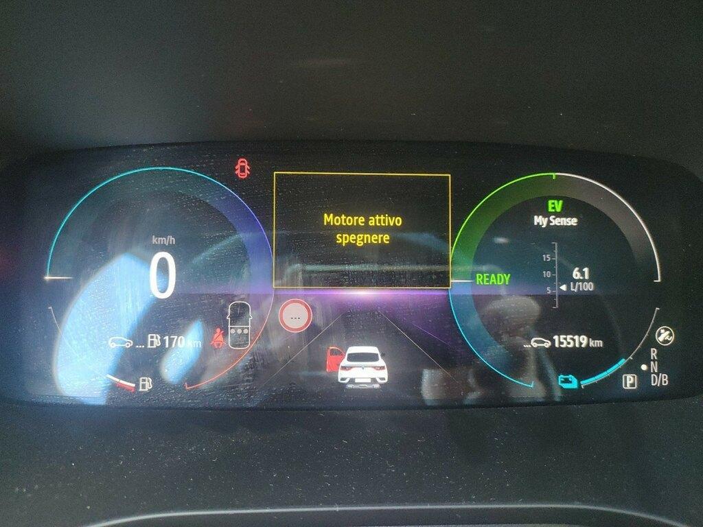 Renault Arkana 1.6 E-TECH Hybrid Engineered Auto