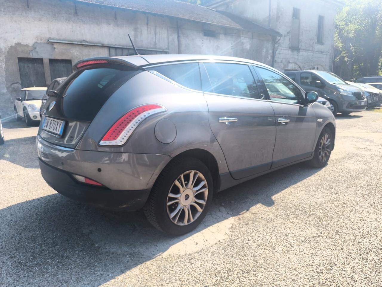 Lancia Delta 1.6 MJT DPF Platino