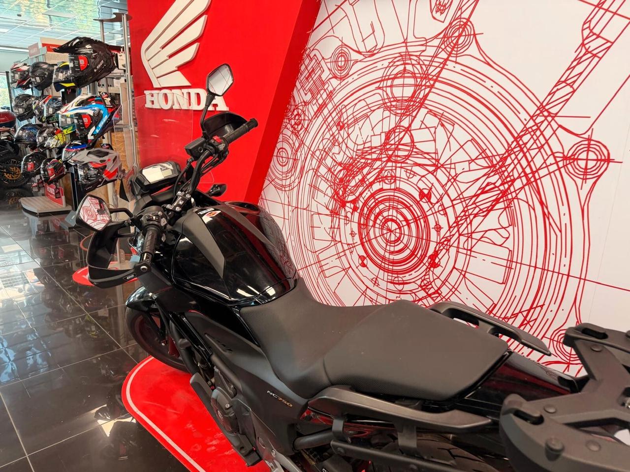 Honda NC 750 X DCT 2015