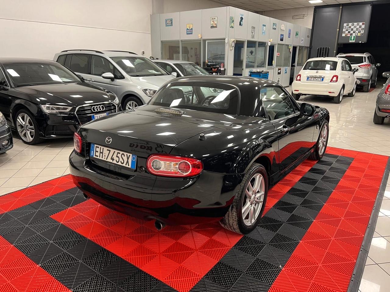 Mazda MX-5 Roadster 1.8L Black