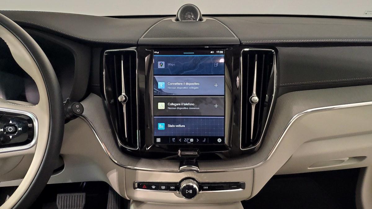 VOLVO Xc60 T6 Recharge Plug-In Hybrid Awd Aut. Ultimate Dark
