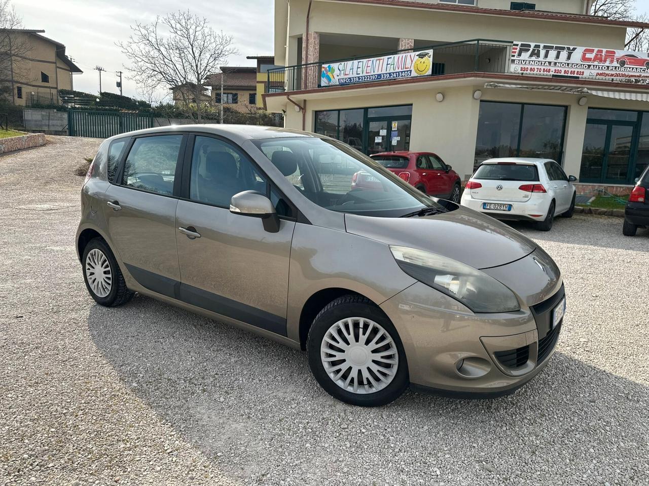 Renault Scenic Scénic X-Mod 1.5 dCi 110CV Confort