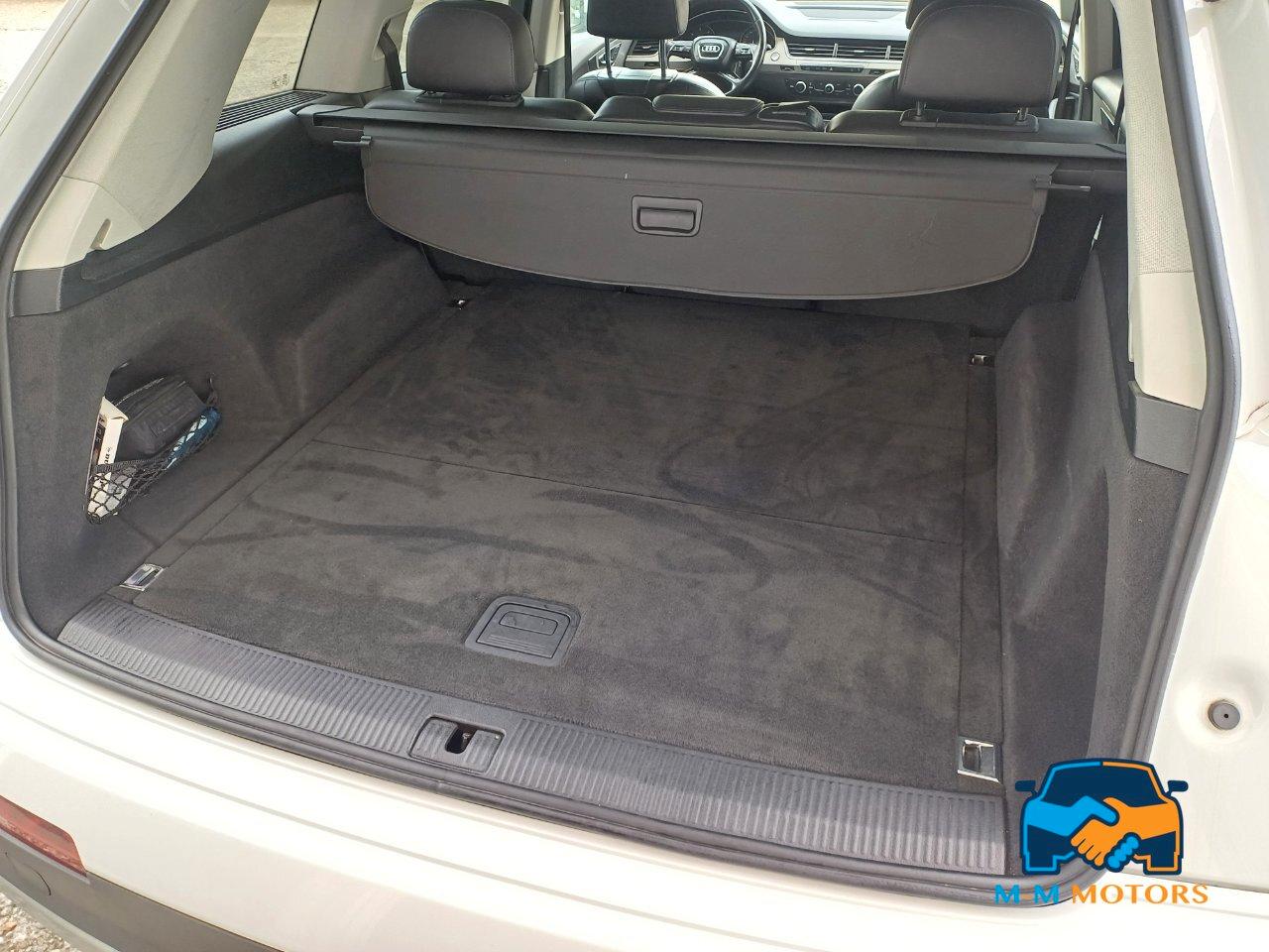 Audi Q7 3.0 tdi ultra Business Plus quattro tiptronic