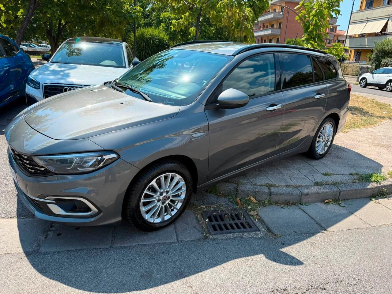 Fiat Tipo 1.6 Mjt S&S SW carplay navigatore led