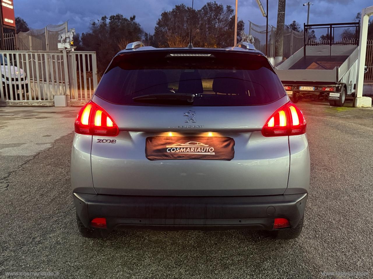 PEUGEOT 2008 BlueHDi 100 S&S Allure