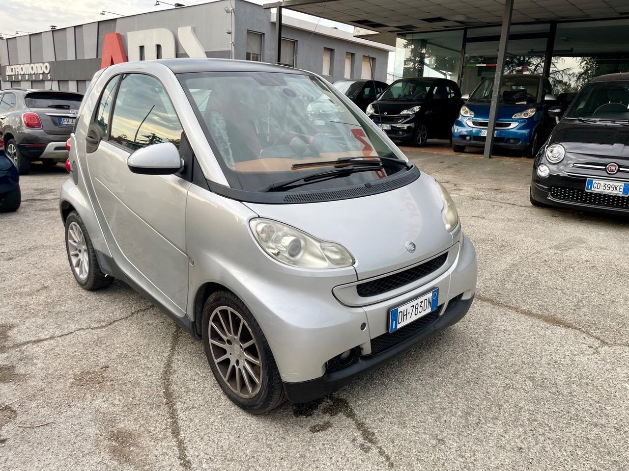 Smart ForTwo 1000 62 kW coupé passion