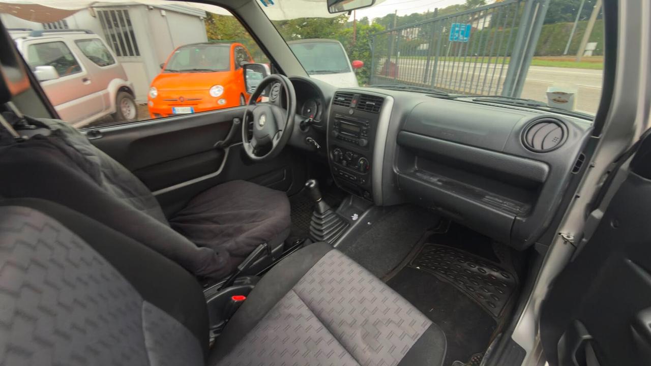 Suzuki Jimny 1.3i 16V cat 4WD