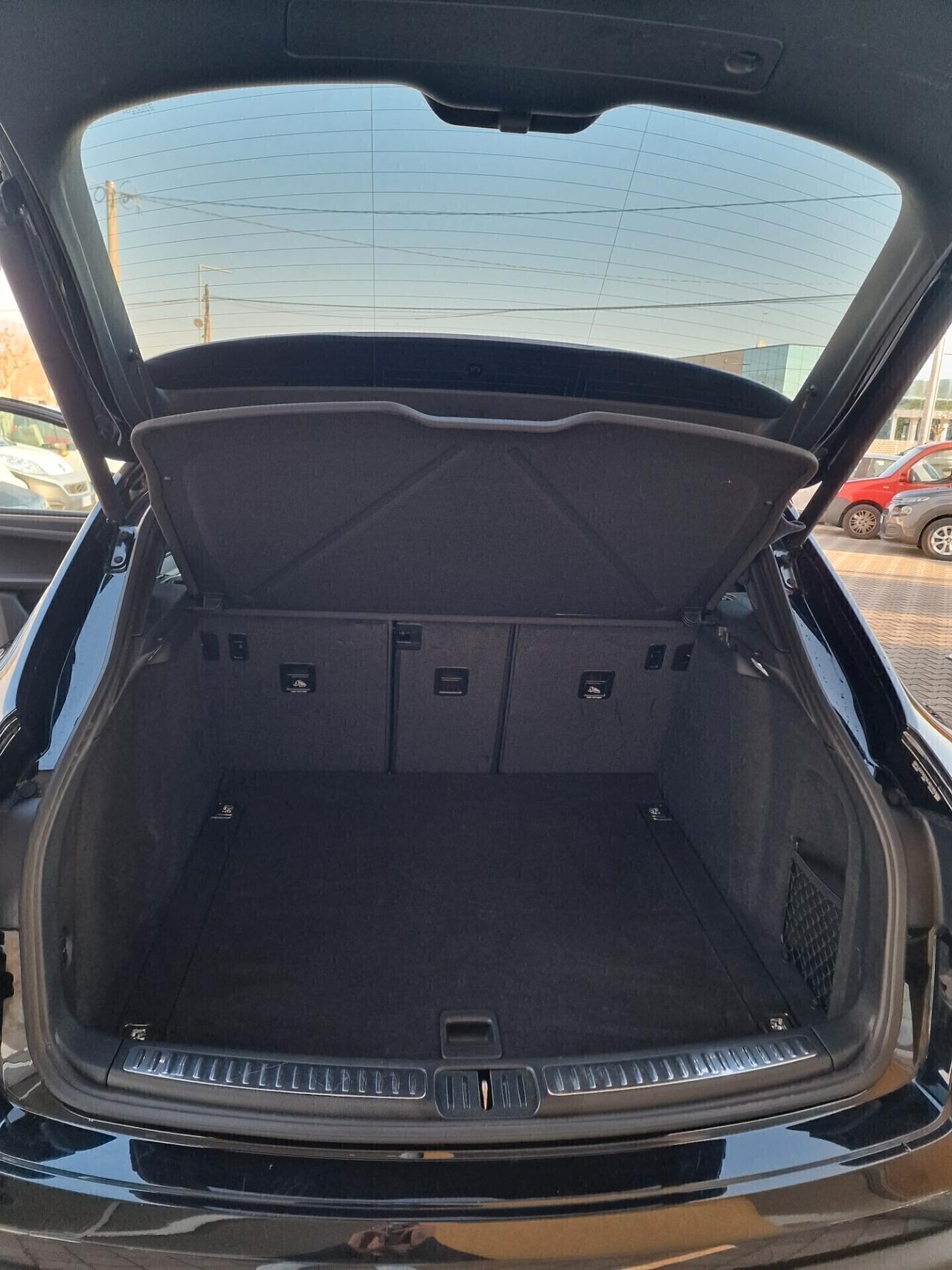 Porsche Macan 2.0 pdk