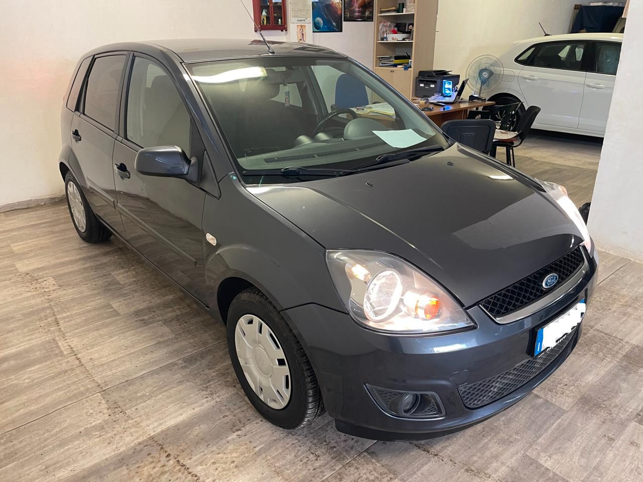 Ford Fiesta 1.4 68 CV TDCi 5p. Ghia Full Optionall Neopatentati