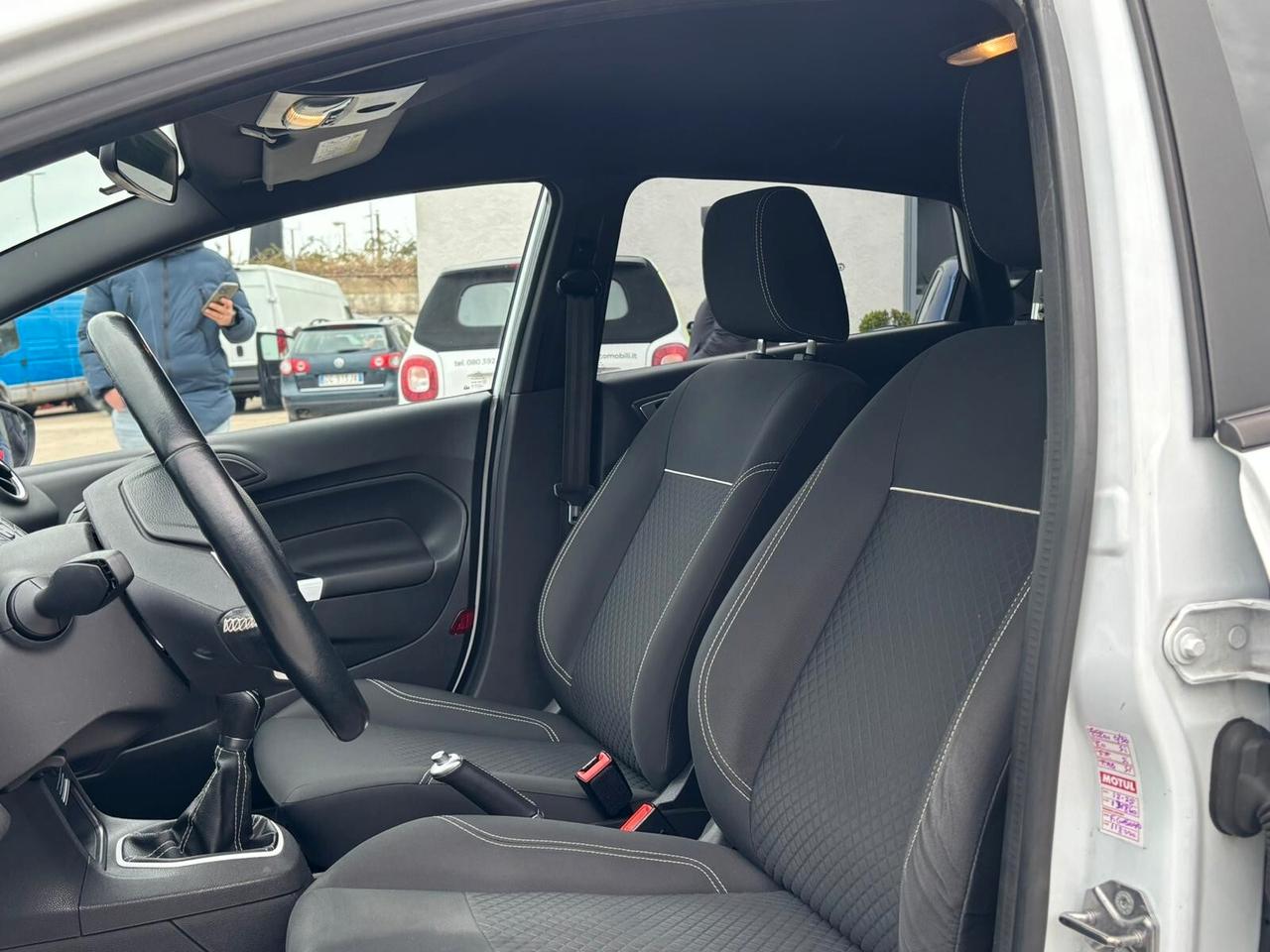 Ford Fiesta 1.5 TDCi 75CV 5 porte Black & White Edition