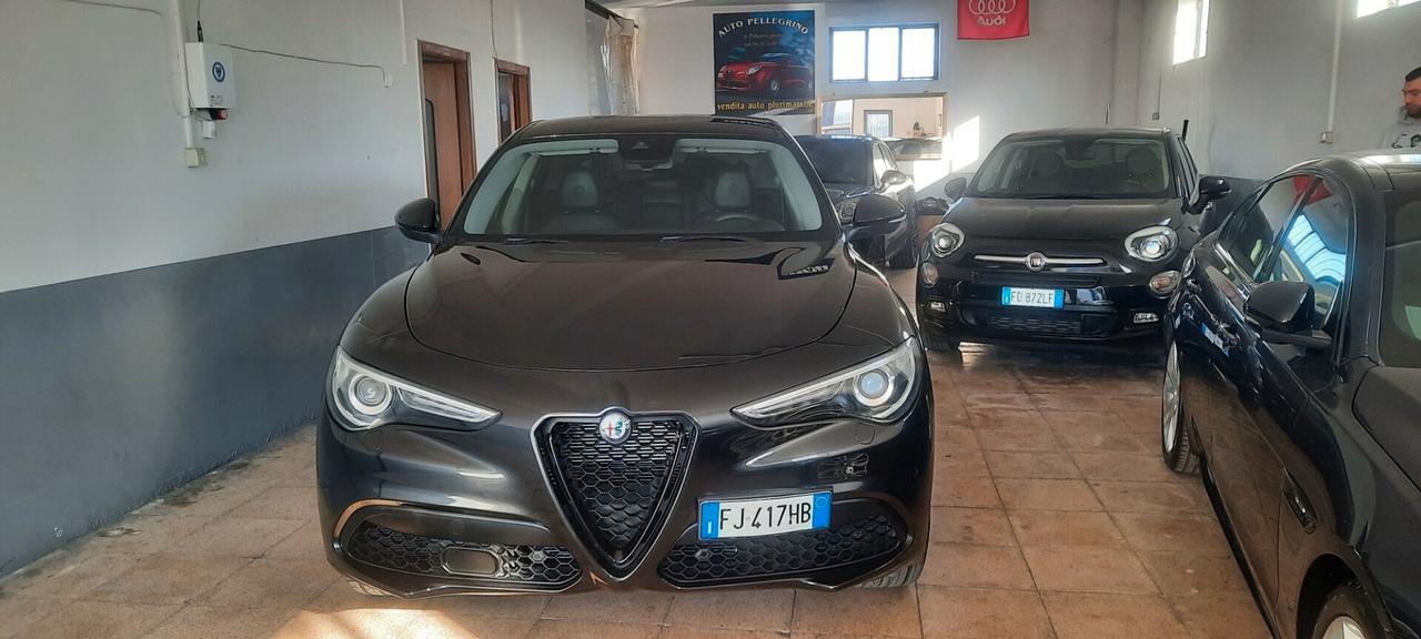 Alfa Romeo Stelvio 2.0 Turbo 280 CV AT8 Q4 Super