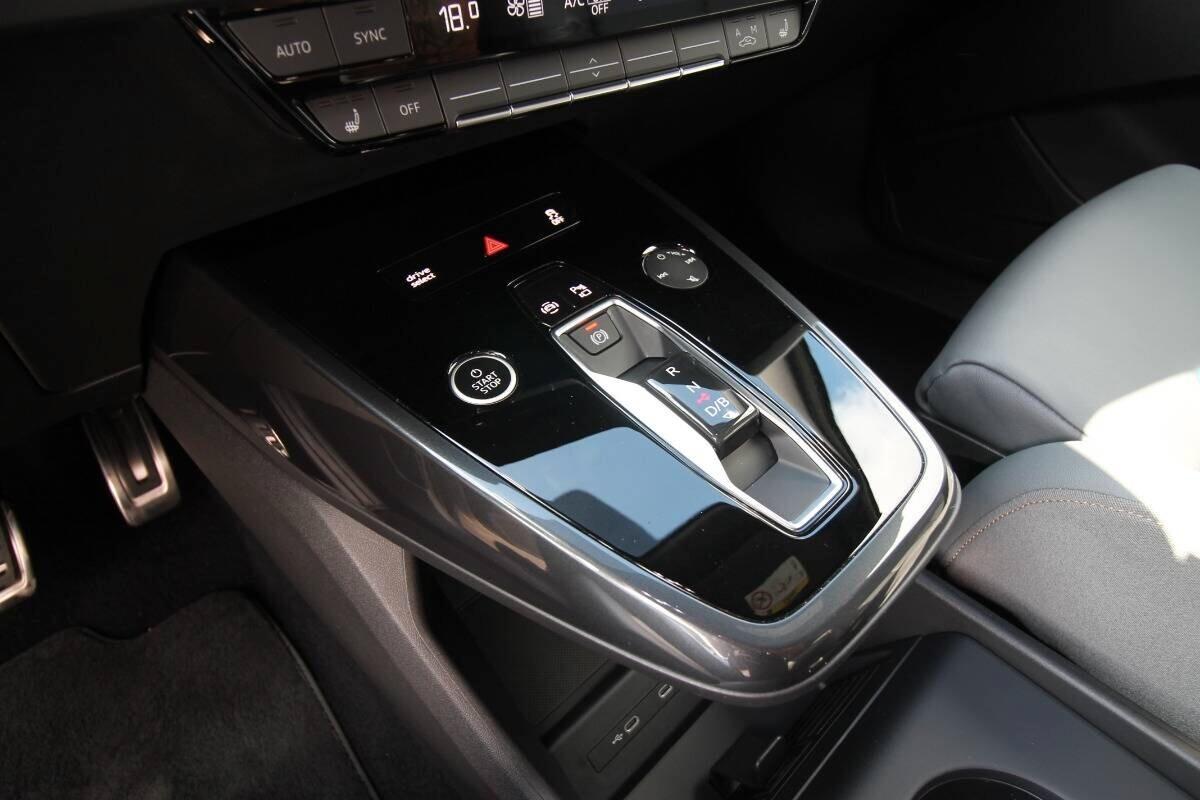 Audi Q4 SPB 50 e-tron S line edition One Bronze 2023