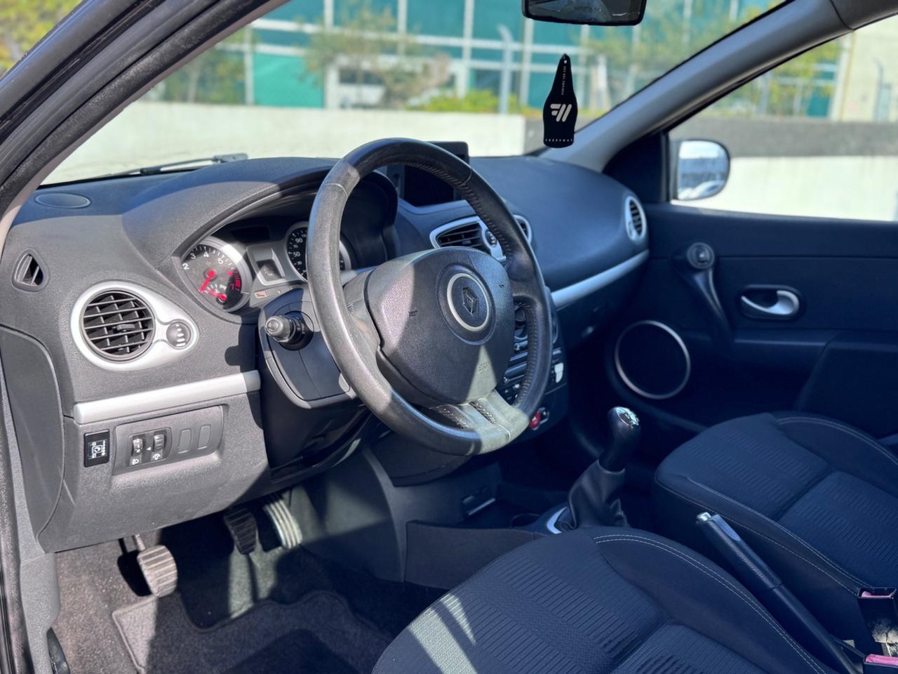 Renault Clio 1.2 GPL Benzina 75cv - Neopatentati 2010