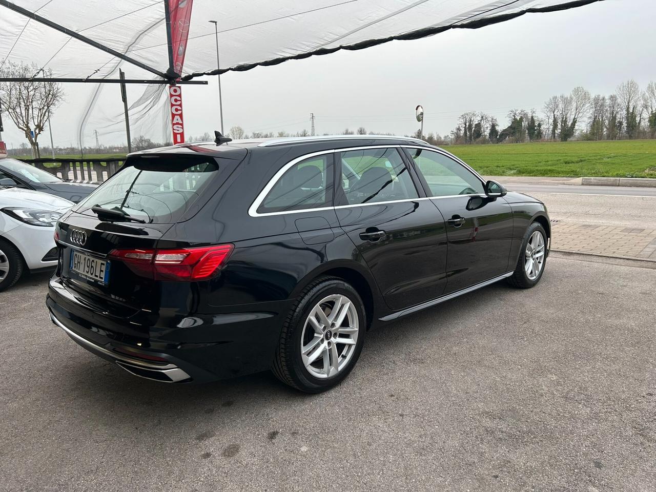 AUDI A4 Avant 30 2.0TDI 136CV S-Tronic Business Mhev