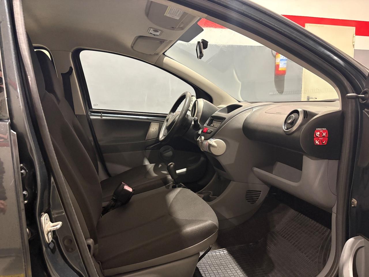Toyota Aygo 1.0 12V VVT-i 5 porte