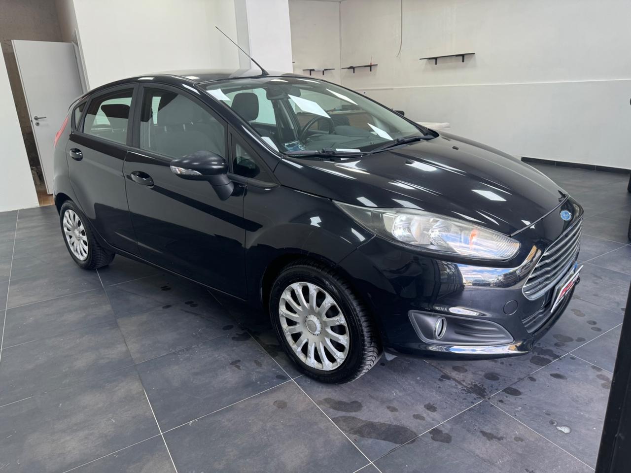 Ford Fiesta 1.5 TDCi 75CV 5 porte Titanium