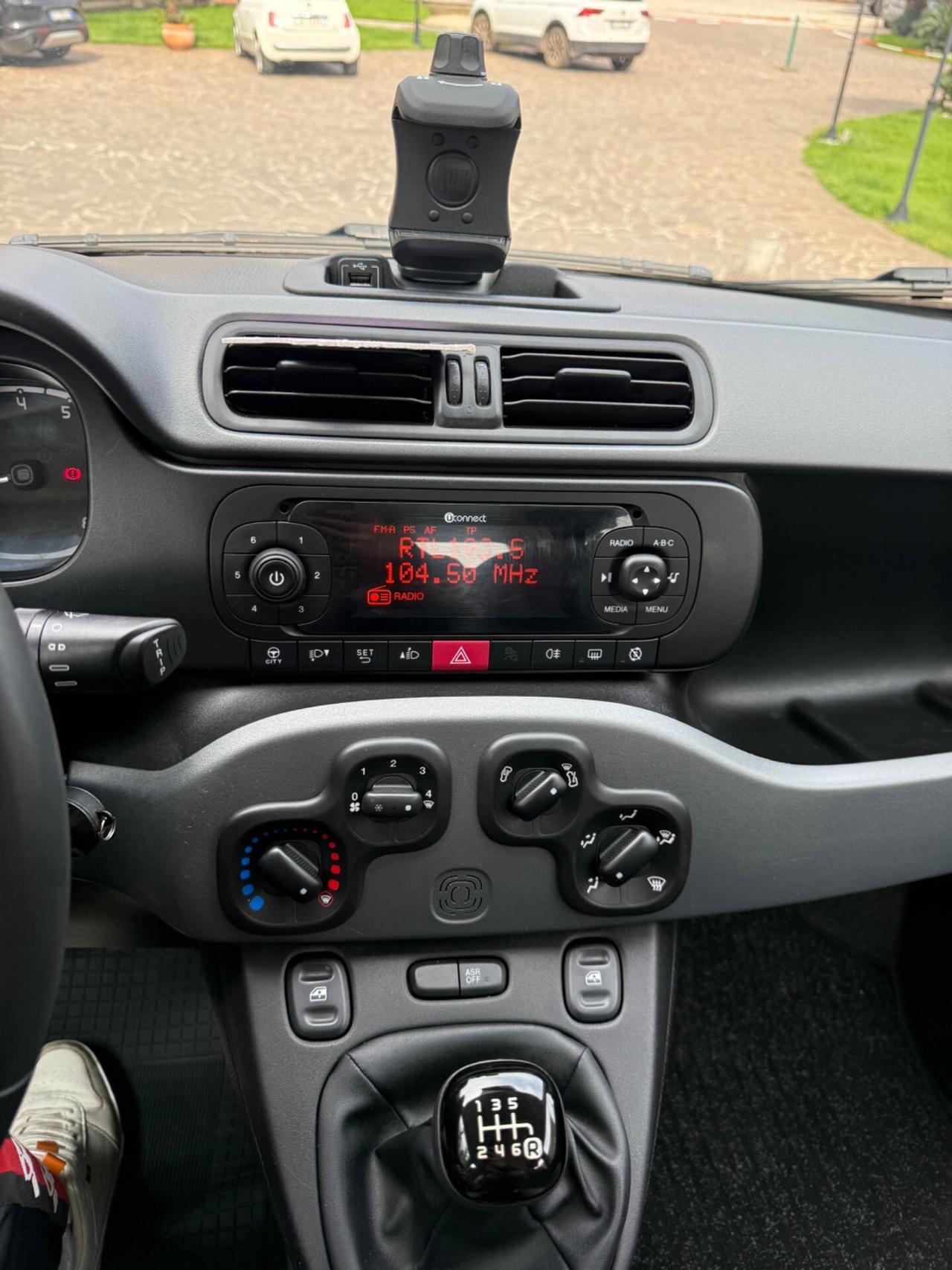 Fiat Panda 1.0 FireFly S&S Hybrid City Cross