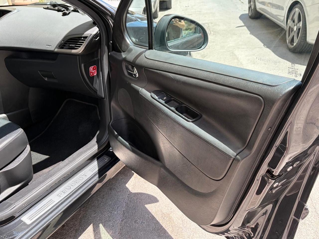 Peugeot 207 1.6 HDI 90CV 12 MESI DI GARANZIA