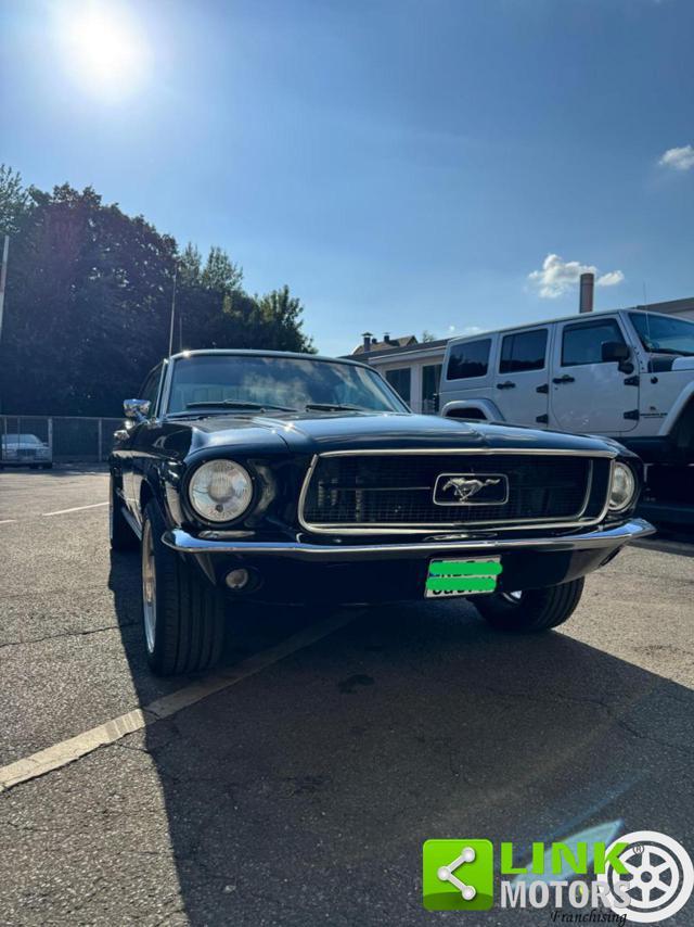 FORD Mustang 2 porte hardtop
