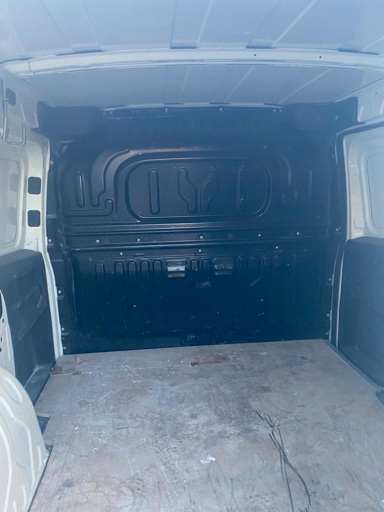 Fiat doblo 1.6 diesel iva esposta