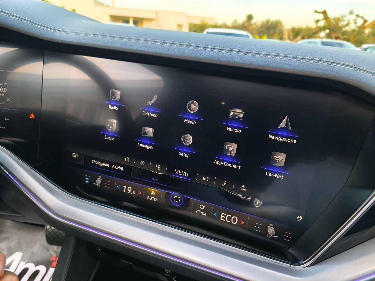 VOLKSWAGEN Touareg 3.0 TDI R-LINE Tetto Pelle Led Luci ambient