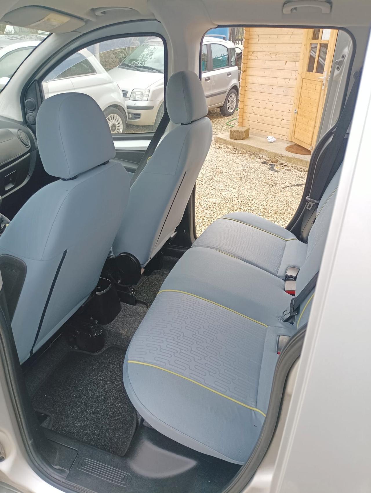 Peugeot Bipper Tepee 1.4 HDi 70CV Outdoor