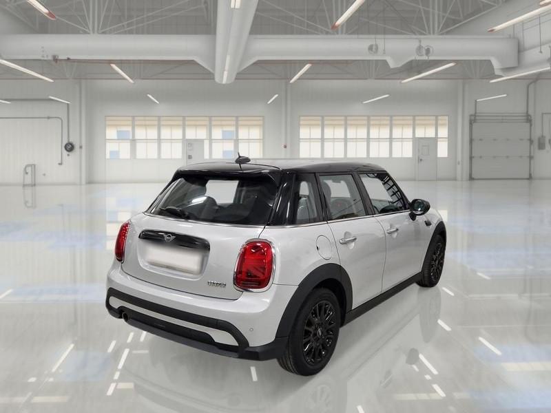 MINI COOPER CLASSIC AUTO 5 PORTE BERLINA