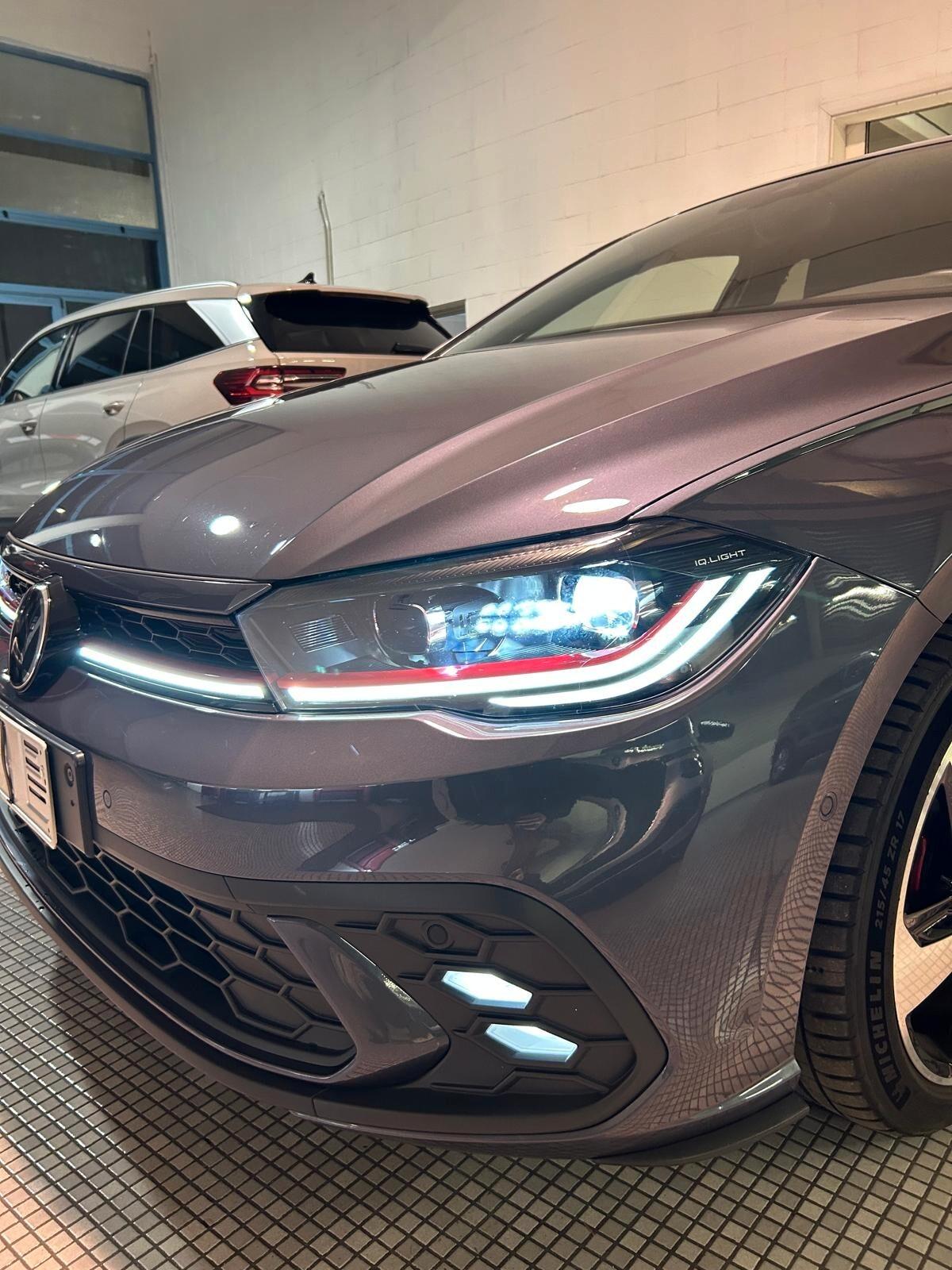 Volkswagen Polo 2.0 TSI DSG GTI