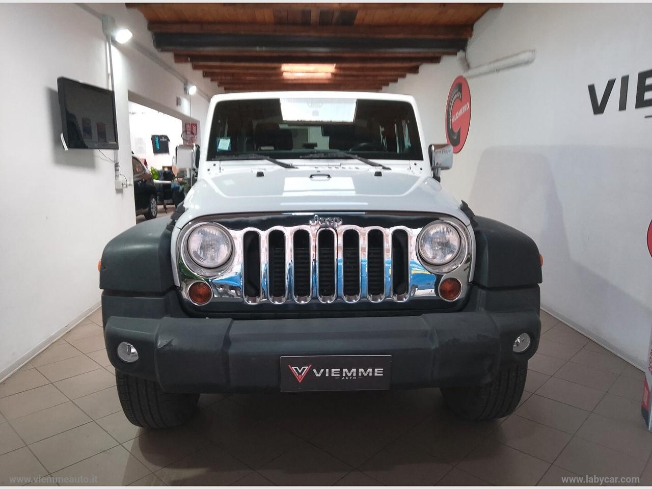 Jeep Wrangler 2.8 CRD DPF Sahara Auto