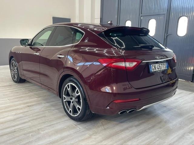 Maserati Levante V6 Diesel 275 CV AWD Gransport